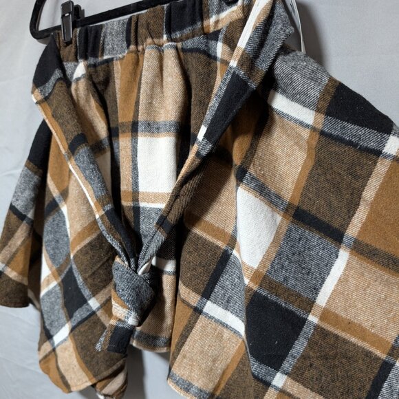New Women's Plaid Asymmetric Mini Skirt Tie Front Size Medium - Picture 3 of 7